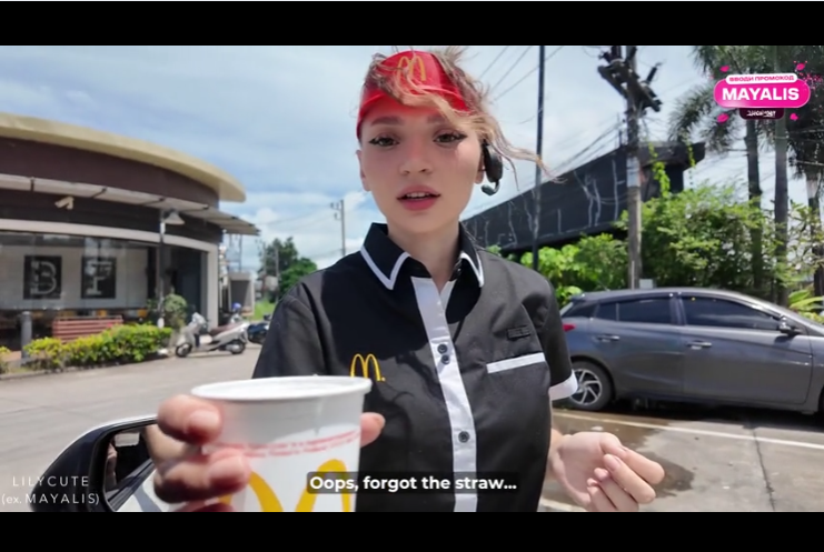 Emekçi McDonald’s Çalışanı Siparişi Yanlış Getirdiği İçin Kendi Yöntemiyle Telafi Etmek İstiyor